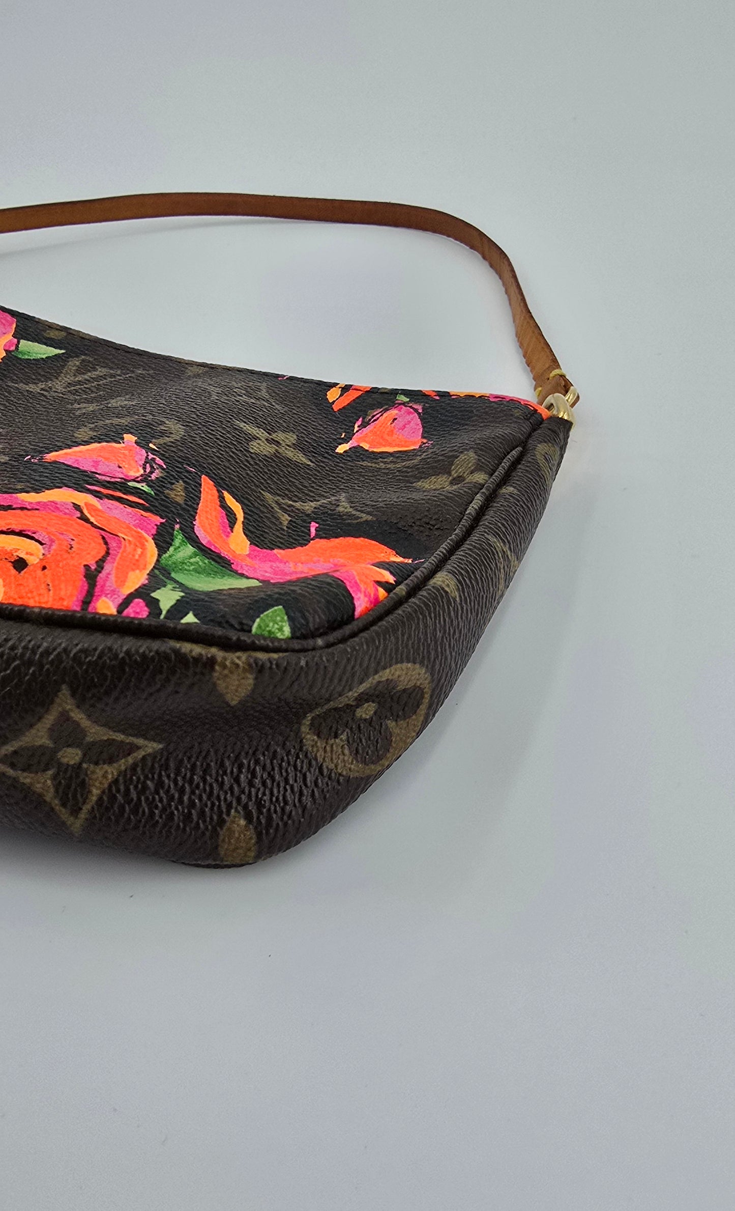 Louis Vuitton Pochette Accessoires Roses Limited Edition