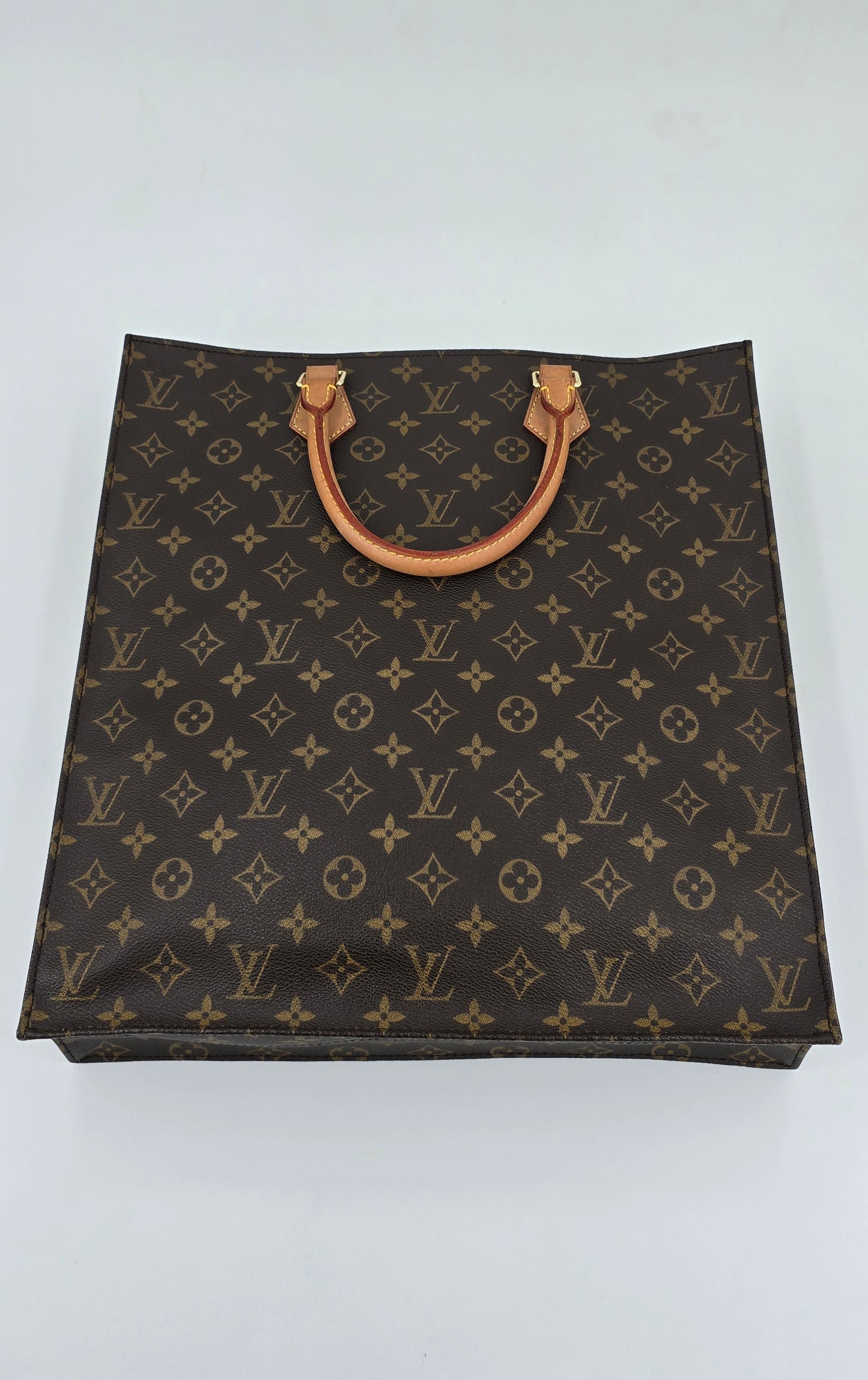 Louis Vuitton Sac Plat