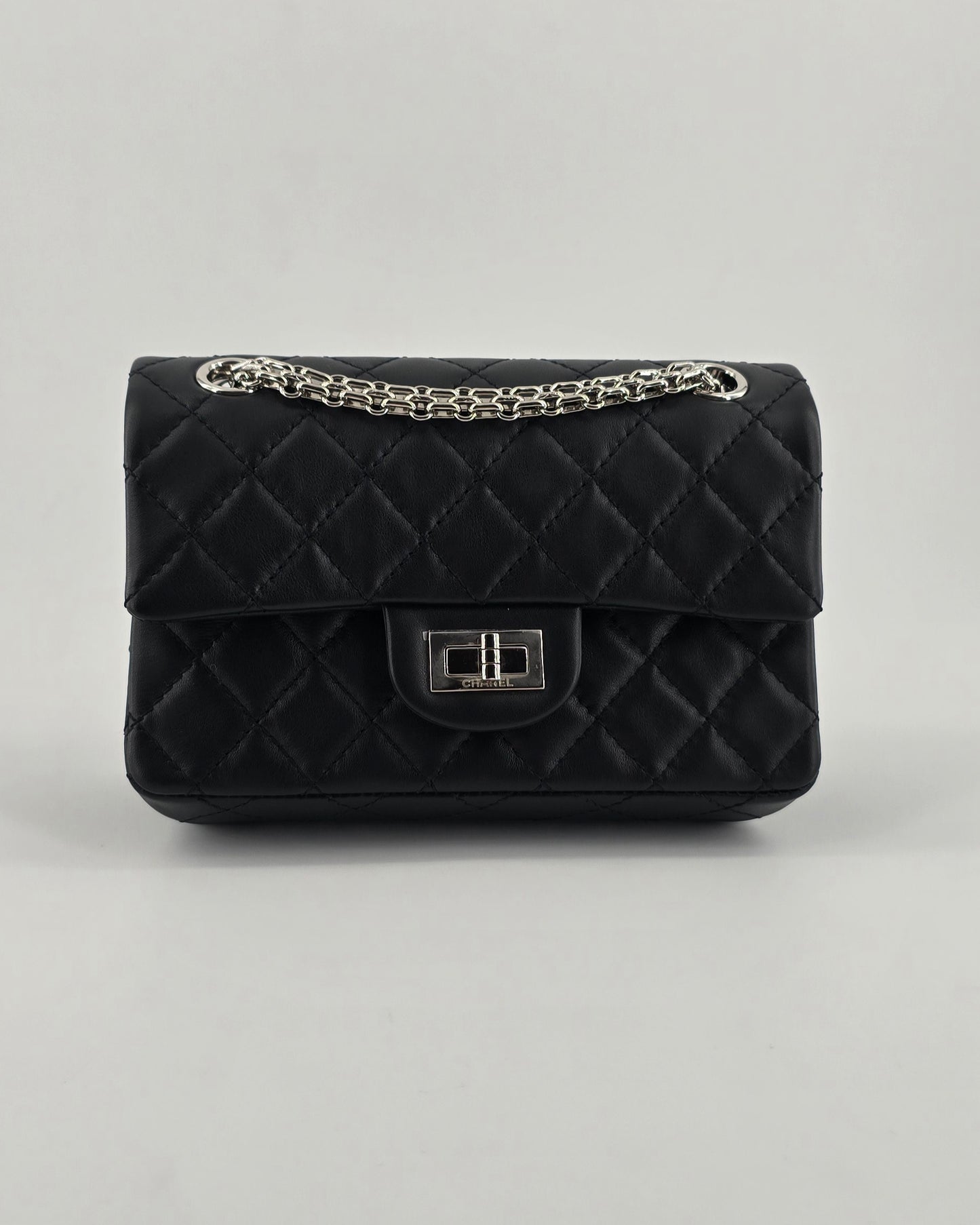CHANEL 2.55 mini Reissue