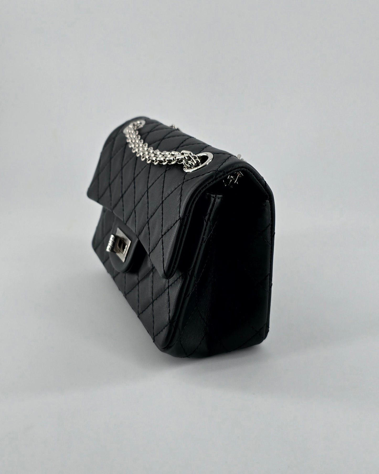 CHANEL 2.55 mini Reissue