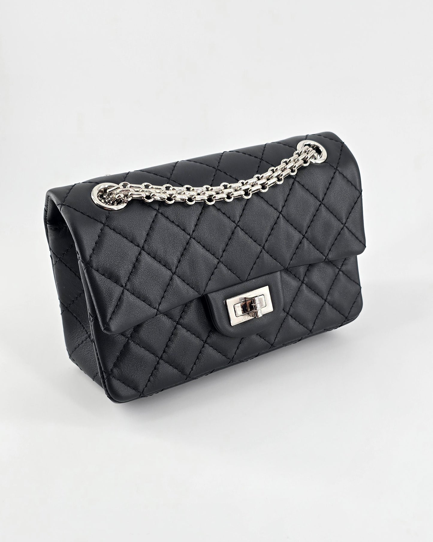 CHANEL 2.55 mini Reissue
