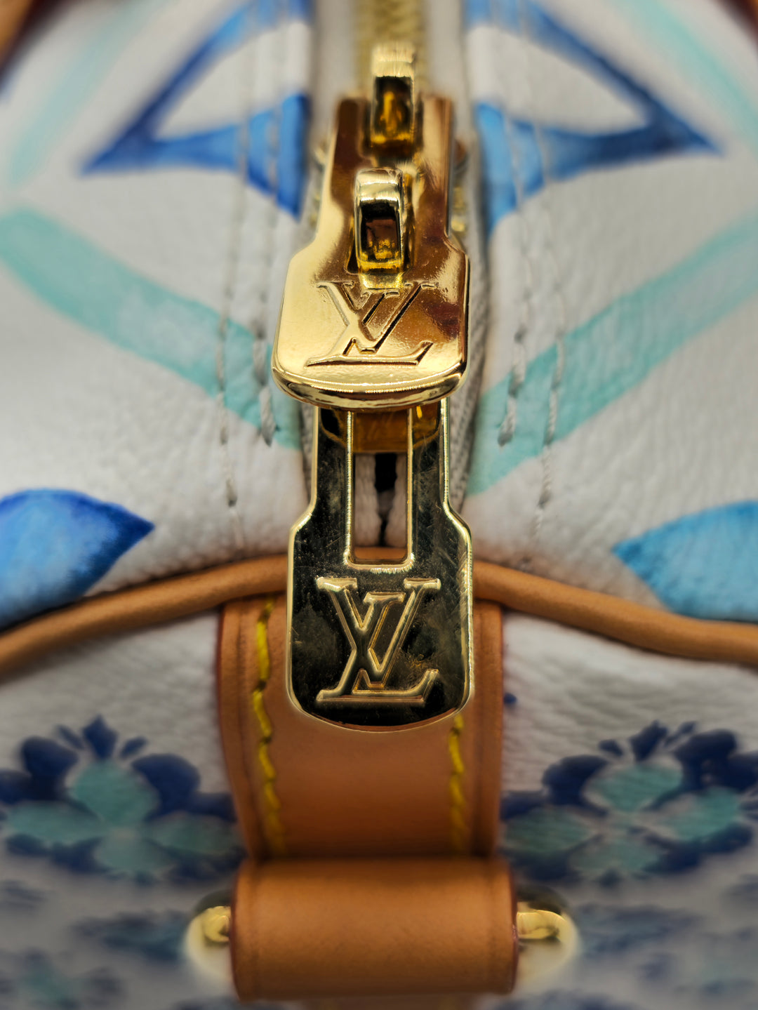 LOUIS VUITTON By The Pool Speedy Bandouliere 25 Lagoon Blue
