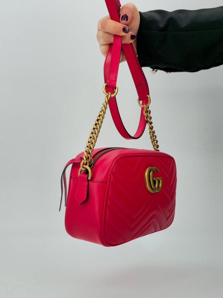 GUCCI MARMONT CAMERA BAG