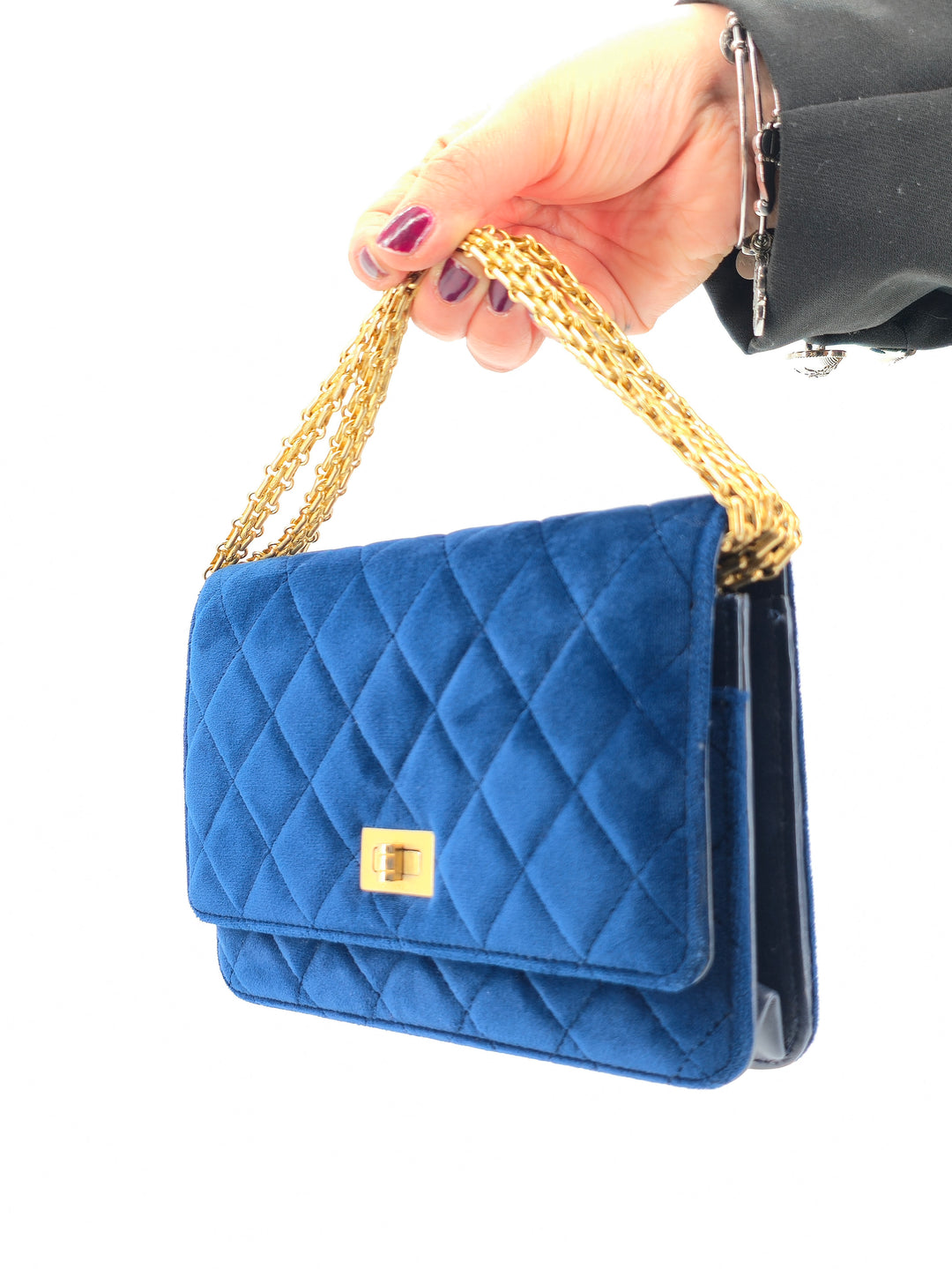 CHANEL WALLET ON CHAIN