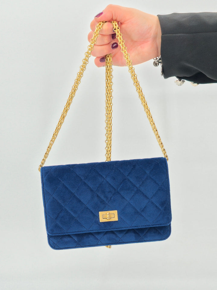 CHANEL WALLET ON CHAIN