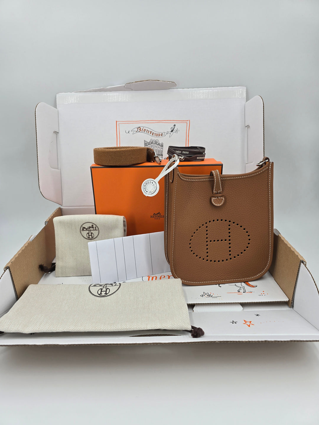 HERMÉS Evelyne 16 Amazone gold/gold