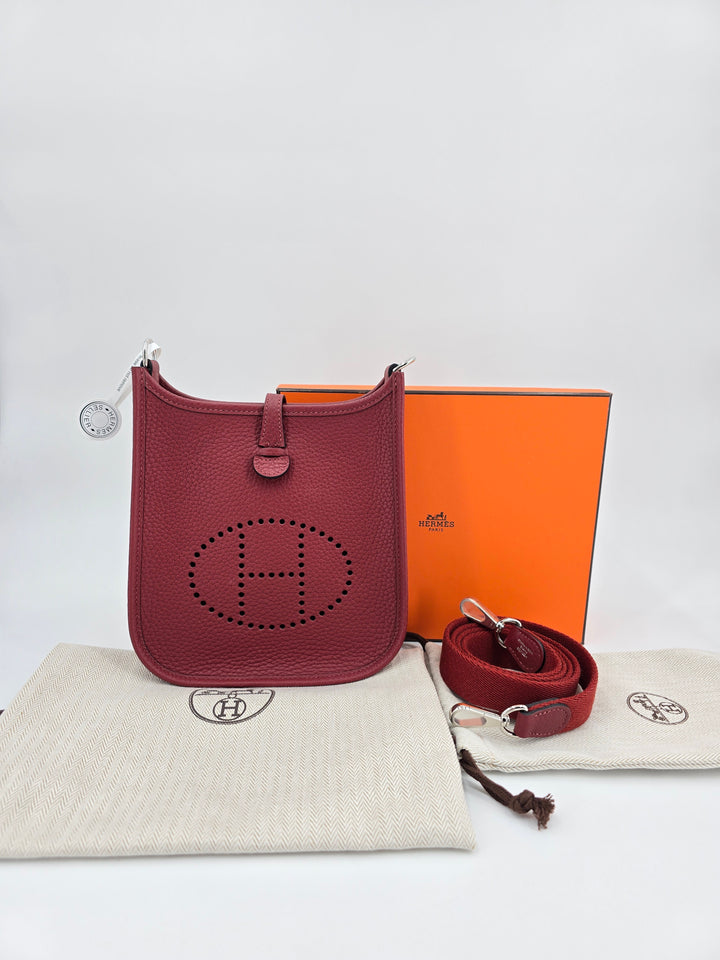 HERMÉS Evelyne 16 Amazone Rouge/Rouge