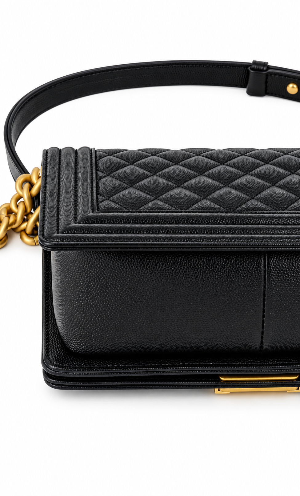 CHANEL BOY MEDIUM