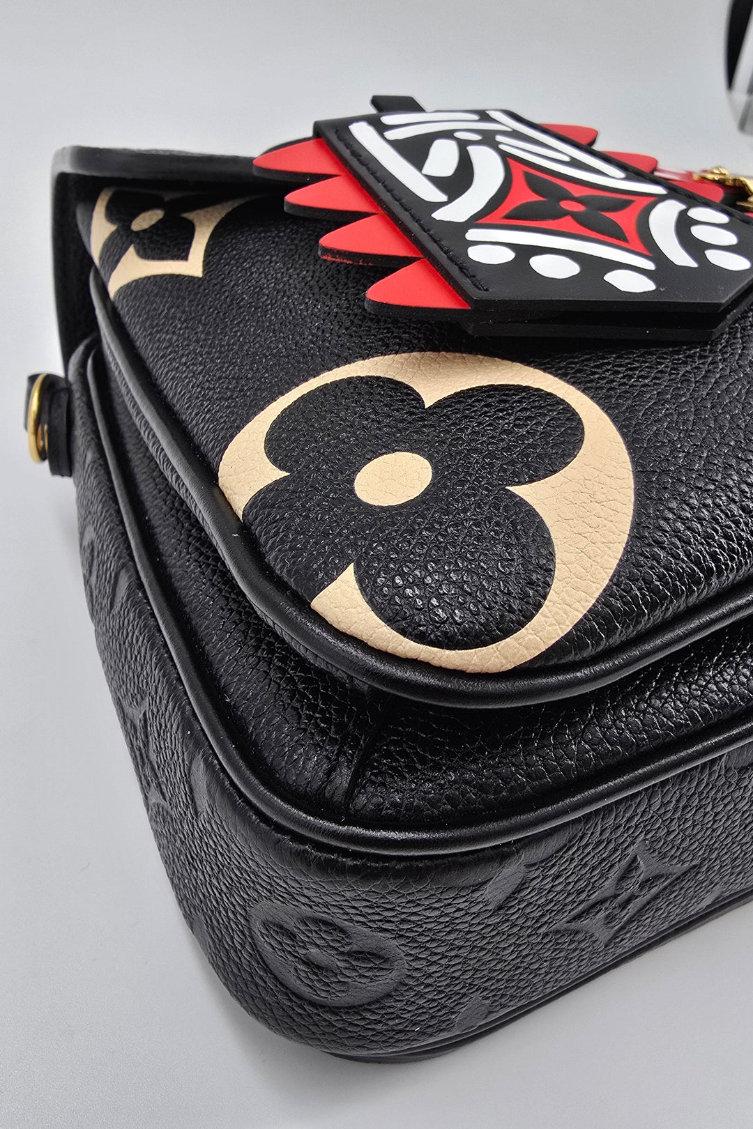 Louis Vuitton Metis Limited Edition Bicolor CRAFTY