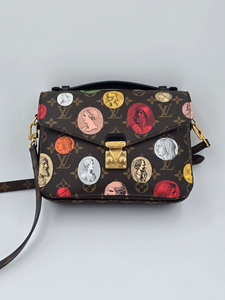 Louis Vuitton Pochette Métis x Fornasetti Monogram Cameo