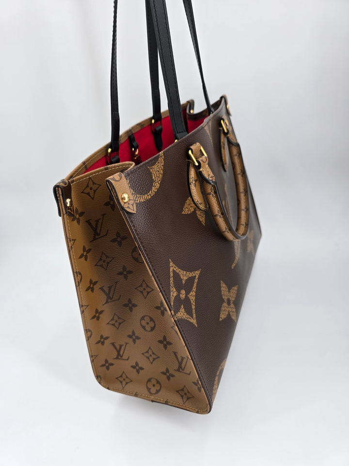 Louis Vuitton  ONTHEGO MM