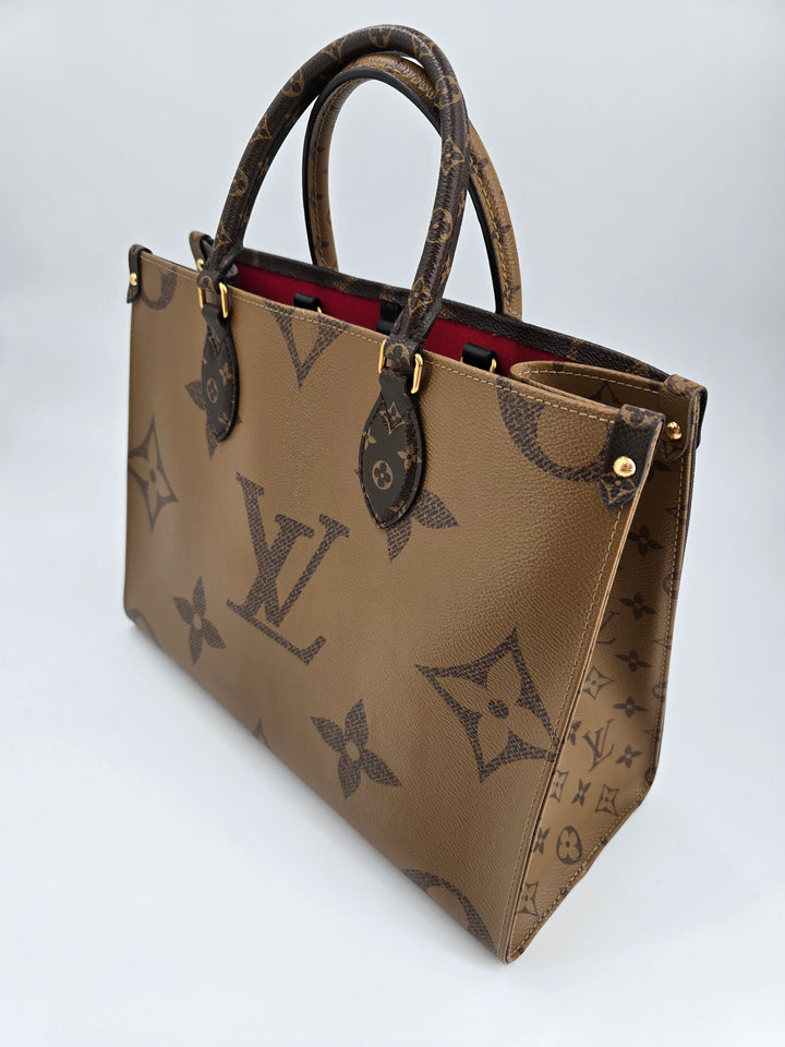 Louis Vuitton  ONTHEGO MM