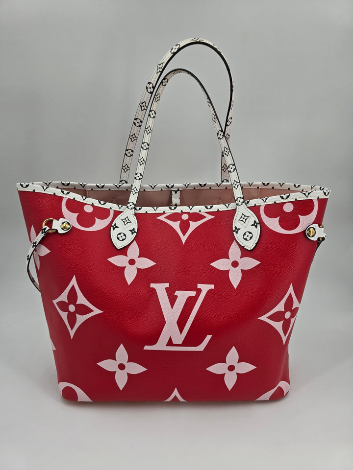 Louis Vuitton Neverfull MM Limited Edition Giant Monogram
