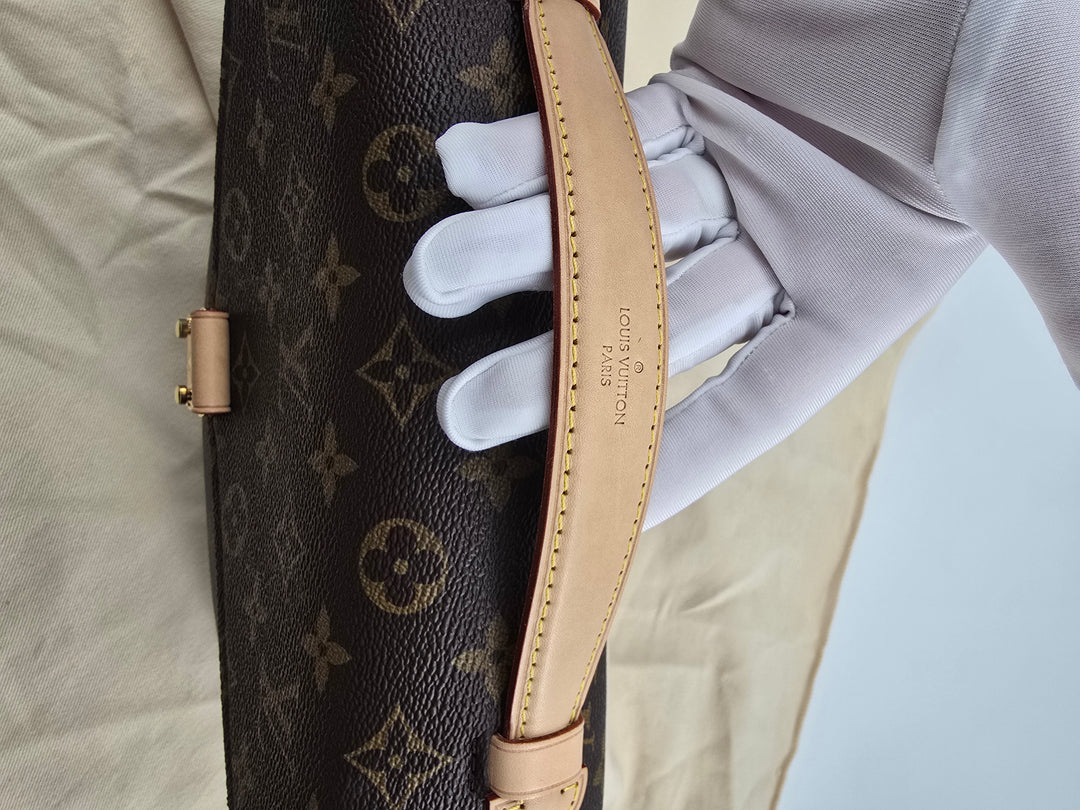 Louis Vuitton Pochette Métis