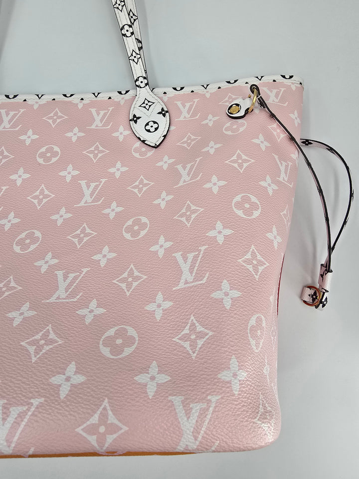 Louis Vuitton Neverfull MM Limited Edition Giant Monogram