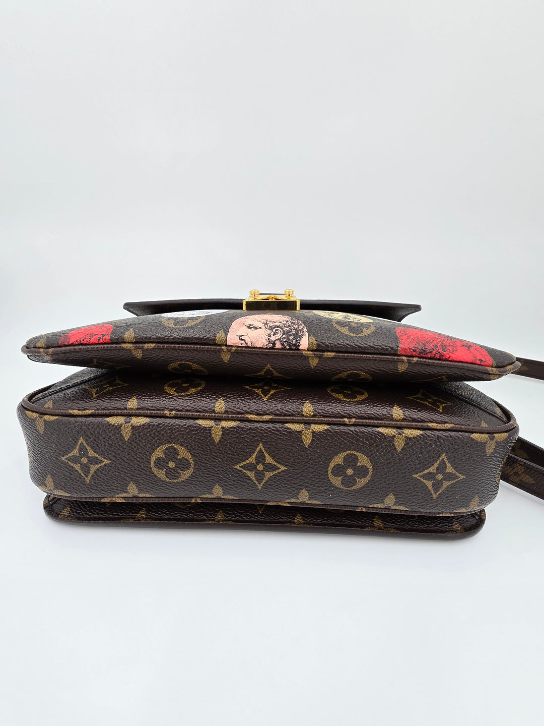 Louis Vuitton Pochette Métis x Fornasetti Monogram Cameo
